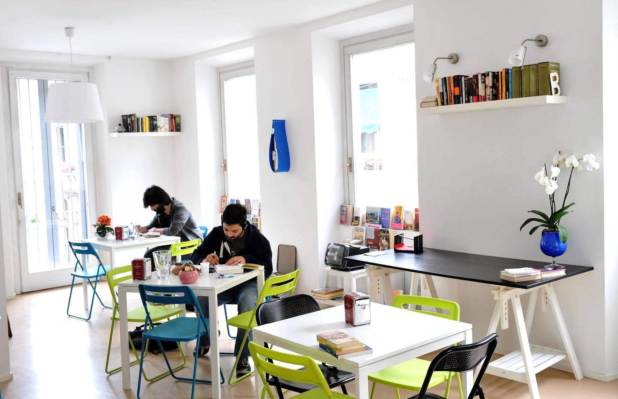 Hostal Gogol'ostello & Caffe Letterario *